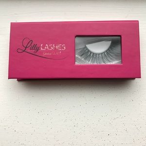 Lilly Lashes-lush
